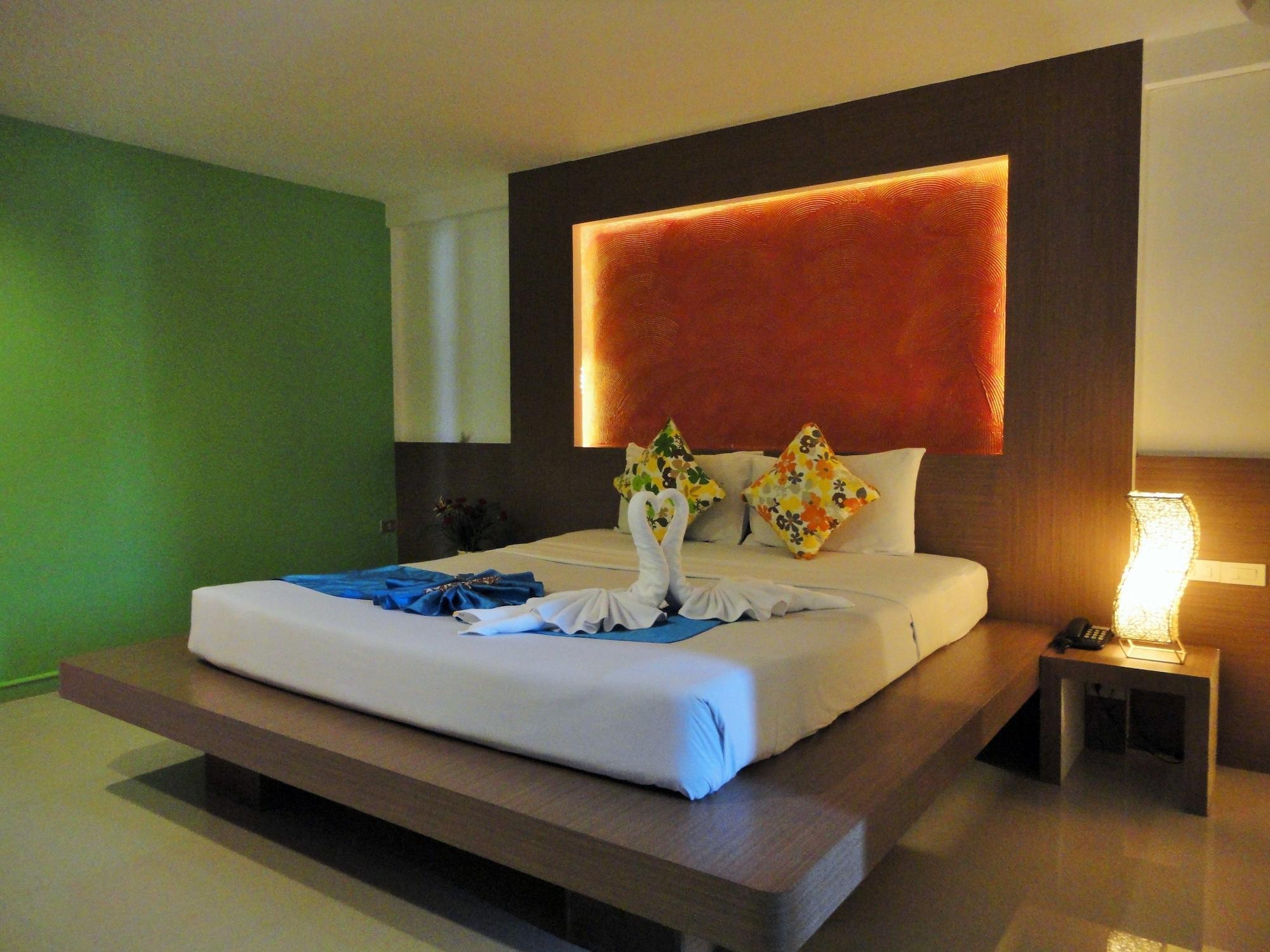 La Moon At Phuket - Sha Extra Plus Экстерьер фото