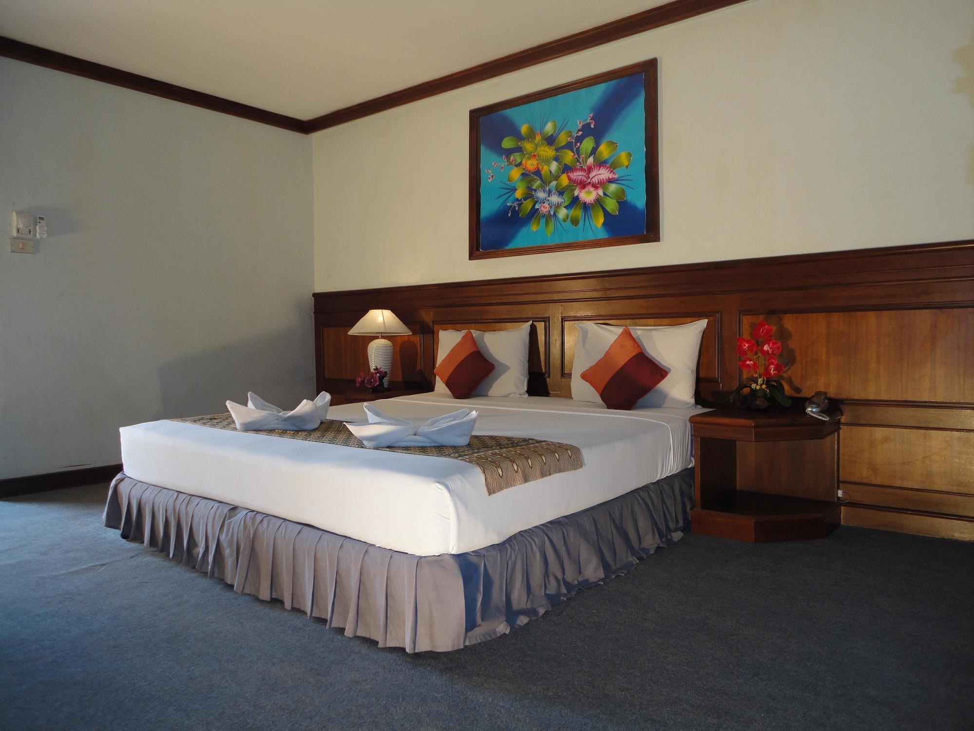 La Moon At Phuket - Sha Extra Plus Экстерьер фото